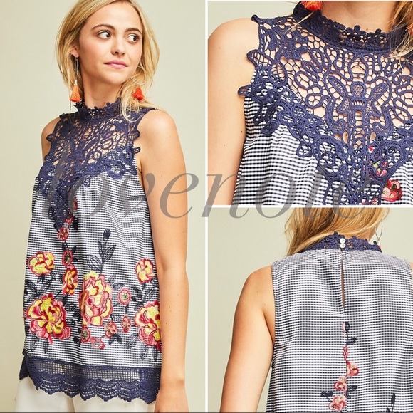 Sleeveless Gingham Crochet Floral Embroidered Top - Picture 2 of 8